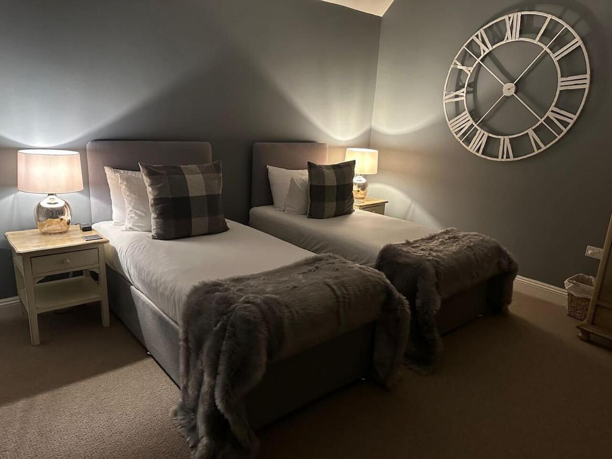 Stonehenge Cottages Salisbury Rom bilde